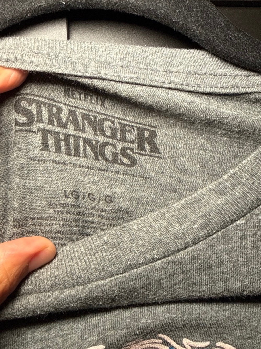 Netflix Stranger Things Graphic T-Shirt Heather Gray Large - Picture 3 of 5